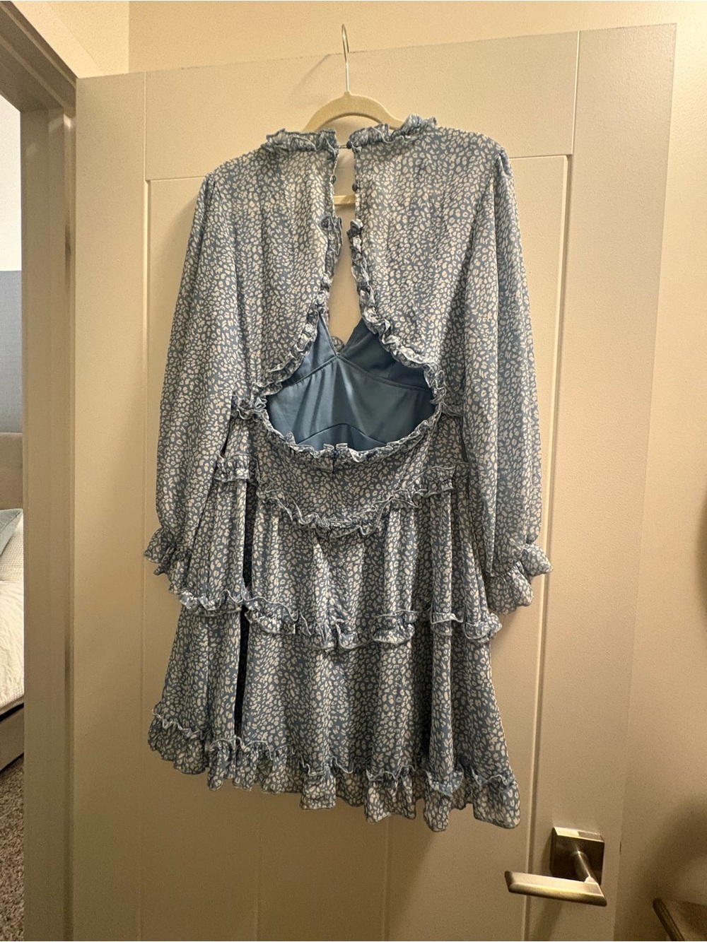 Source Unknown Light Blue Floral Ruffle Long Sleeve Dress